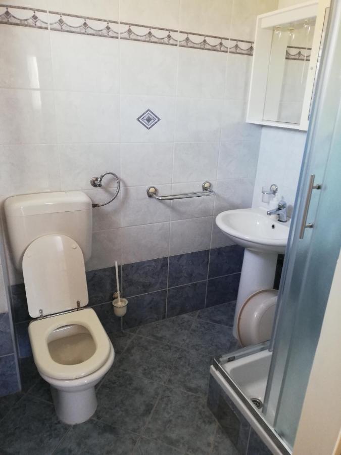 Apartman G&L Grebastica Ngoại thất bức ảnh