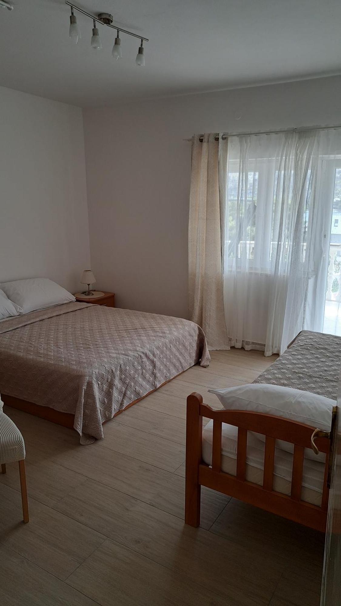 Apartman G&L Grebastica Ngoại thất bức ảnh